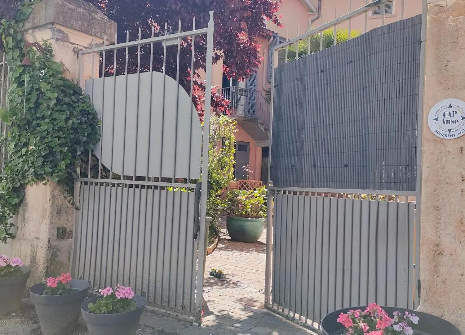 La Chamade En Beaujolais Bed & Breakfast Anse 0*,